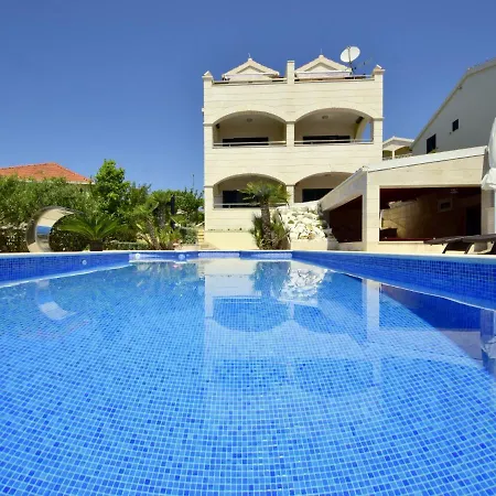 Andjelka-3 By Interhome *