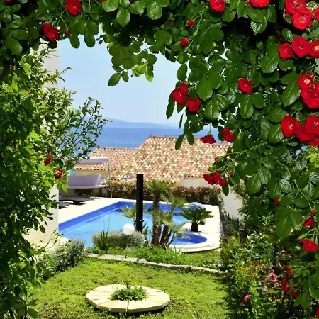 Apartment Villa Andjelka-3 By Interhome Trogir