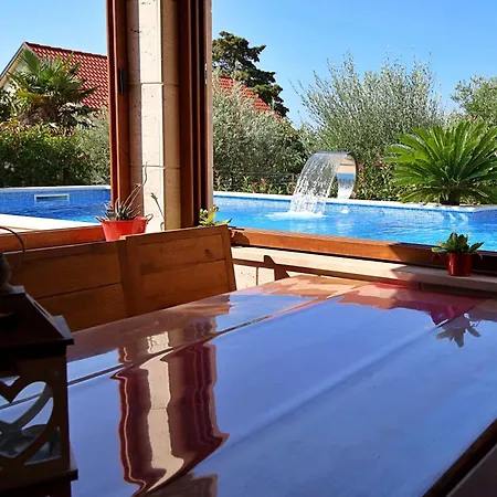 Apartman Andjelka-3 By Interhome Trogir